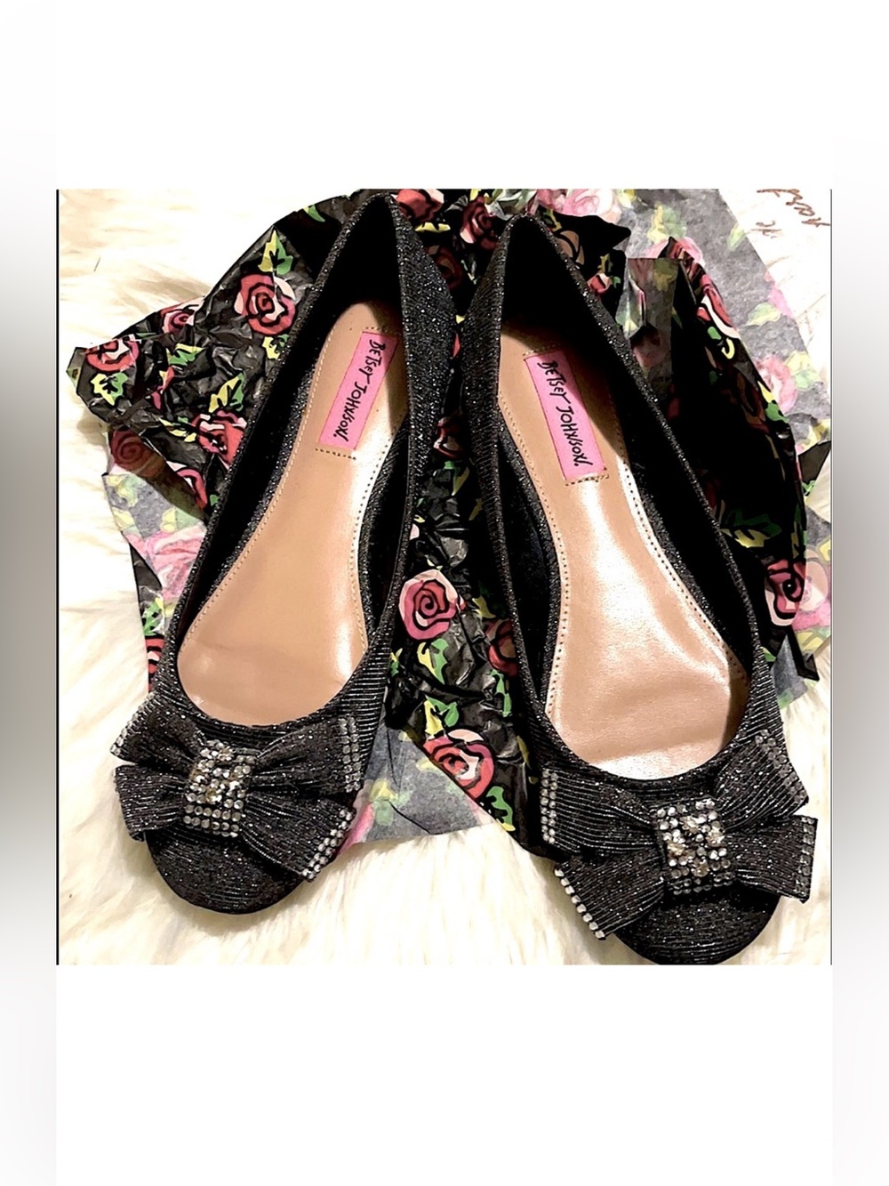 NWT 🛍️  Betsey Johnson Satin, Bow & Crystals Flats